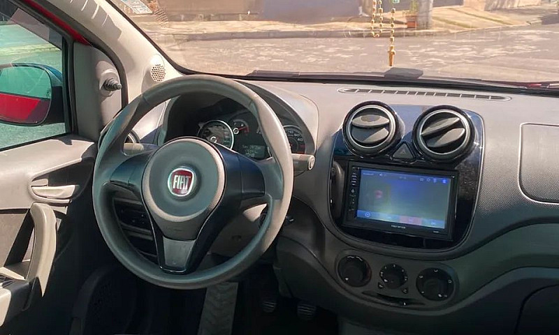 Fiat Palio Attractiv...