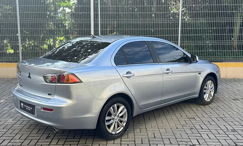 Mitsubishi Lancer 2....