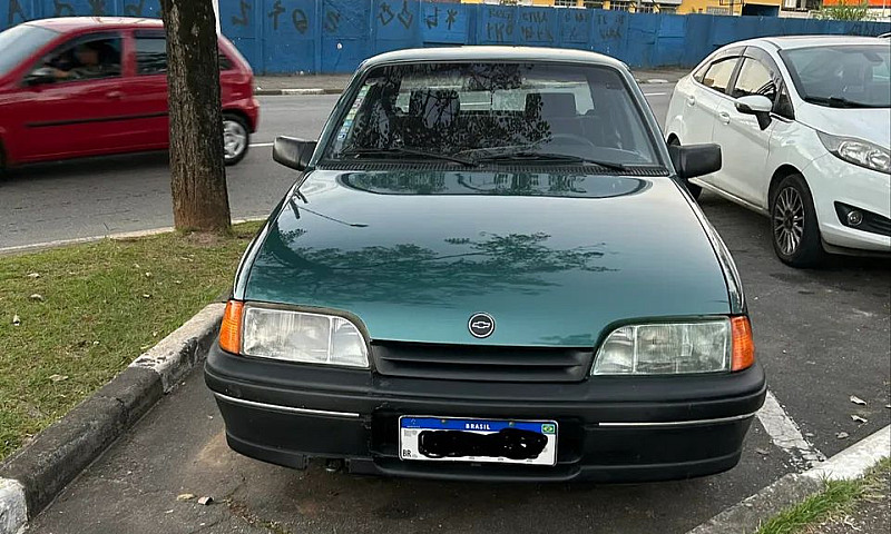 Chevrolet Monza Sl/E...
