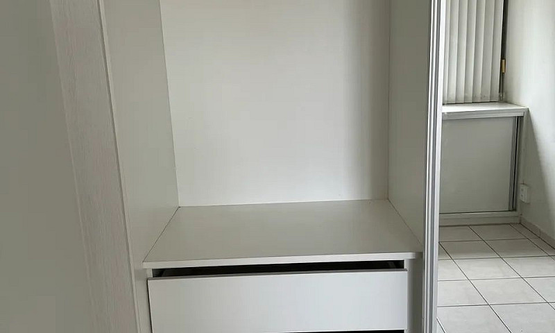 Aluga-Se Apt De 2 Qu...