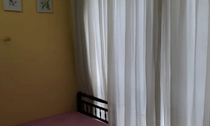 Quarto Moça Barra Fu...
