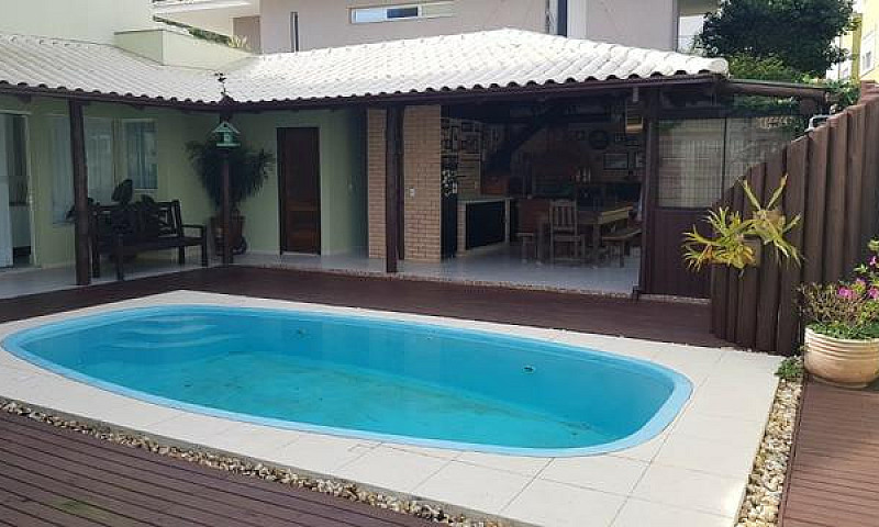 Casa Especial Em Con...