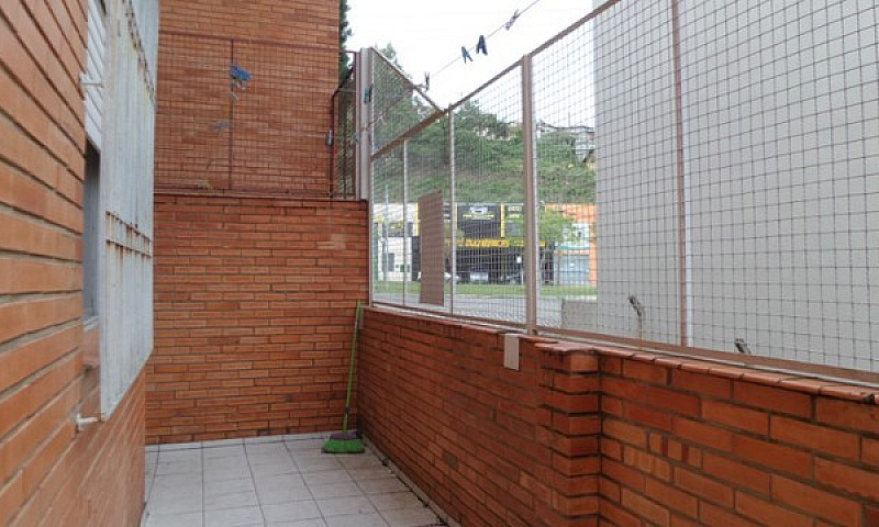 Apartamento Com Vara...