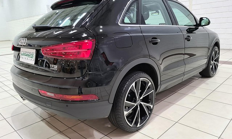 Q3 2.0 Turbo 180 Cv ...