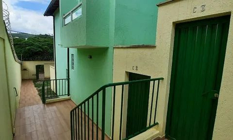 Casa Em  Alameda Dos...