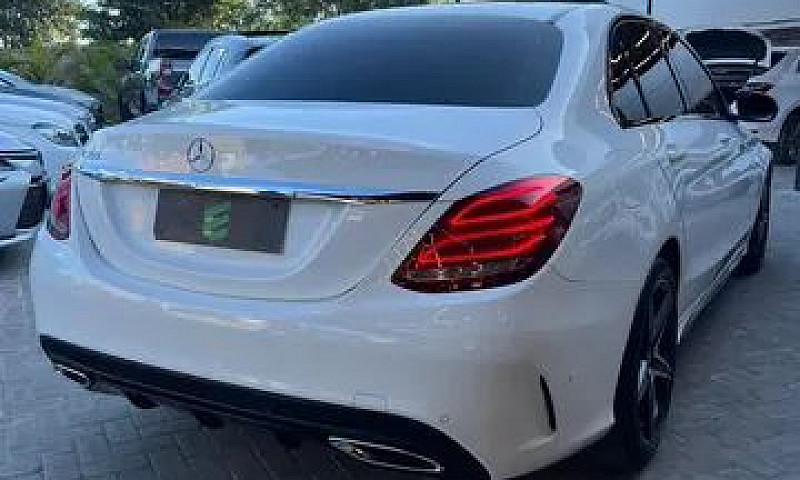 Mercedes-Benz C300 -...
