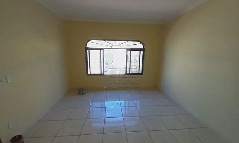 Casa De 144M² Com 03...