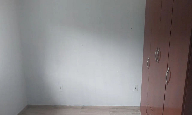 Casa No Rio Vermelho...