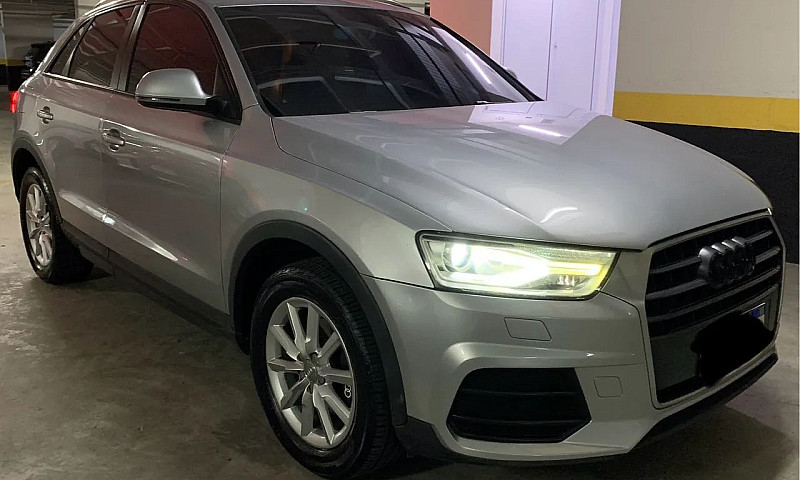 Audi/Q3 1.4 Tfsi Att...