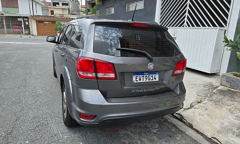 Fiat Freemont 2.4 16...