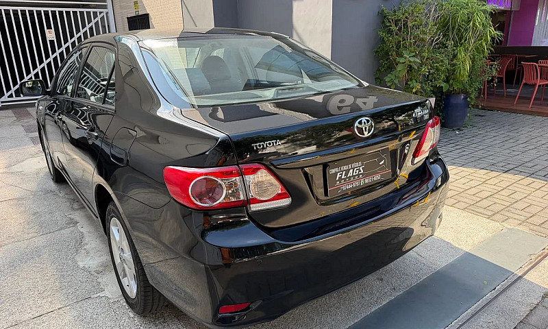 Toyota Corolla Gli 1...
