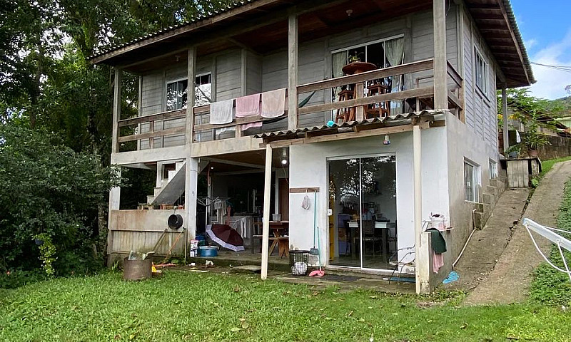 Alugo Casa Em Biguaç...