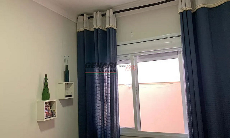 Casa Em Condomínio À...