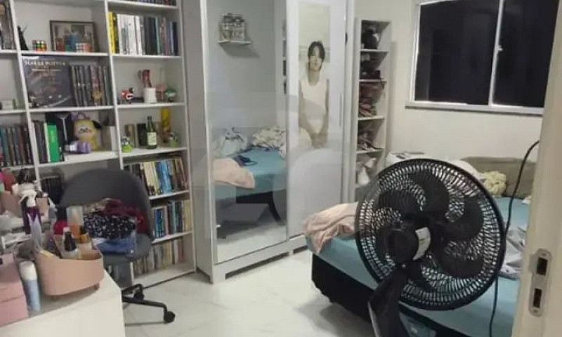 Apartamento Condomín...