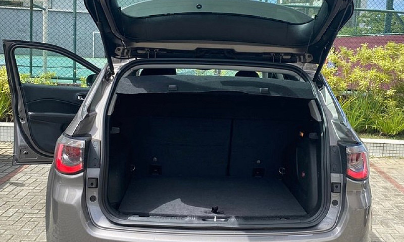Jeep Compass Longitu...