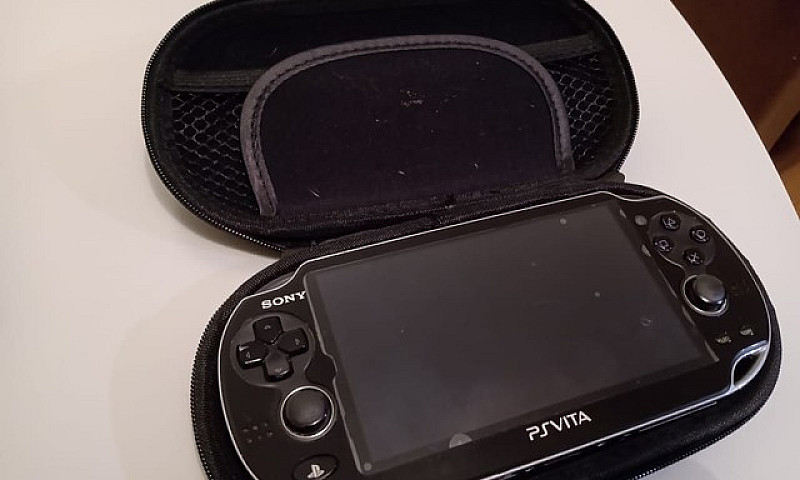 Ps Vita Semi-Novo...