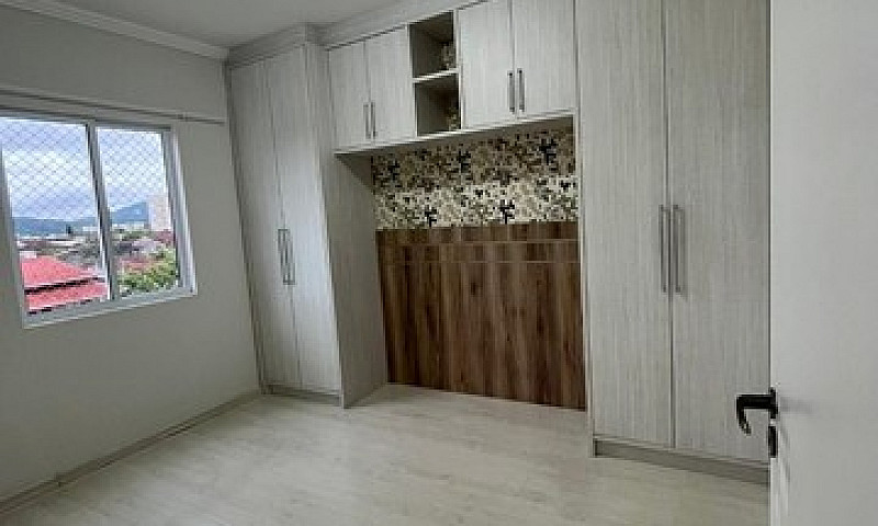 Aluga-Se Apartamento...