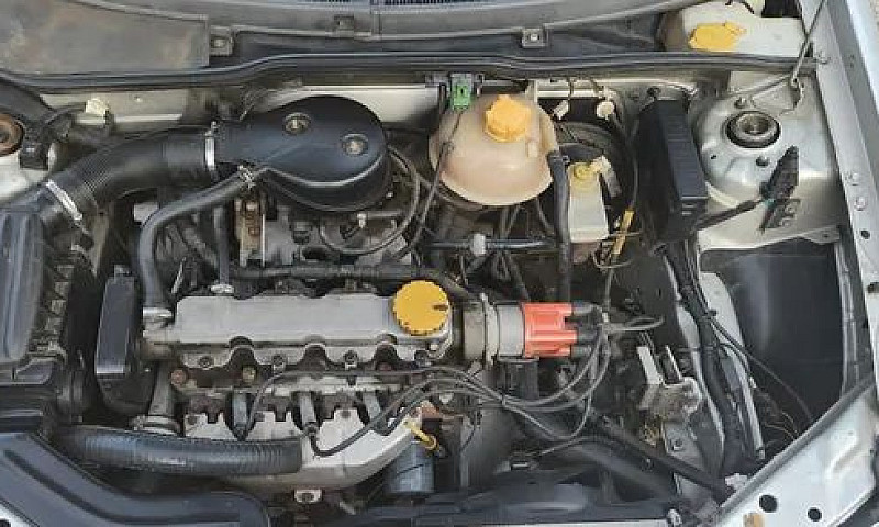 Corsa 1995 1.4 Efi...