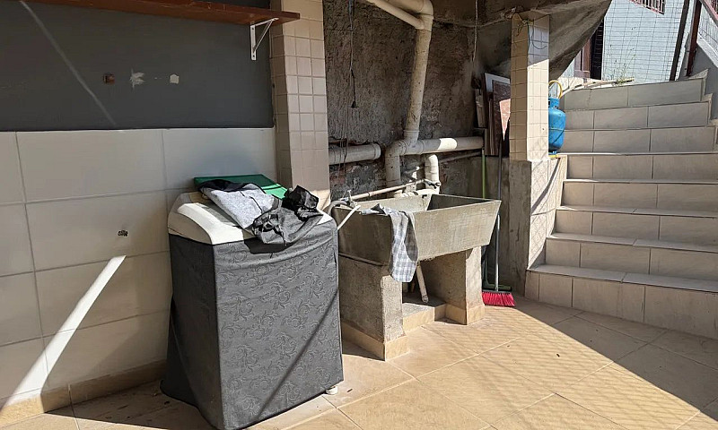 Alugo Casa De 1 Quar...
