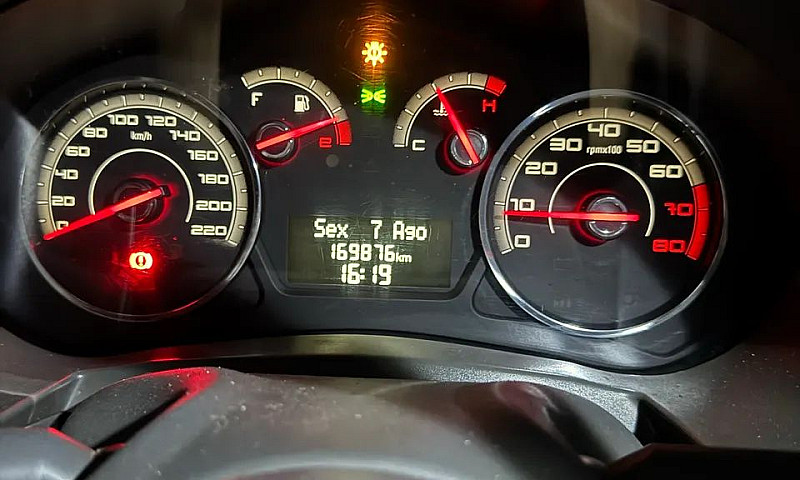 Fiat Palio Attractiv...
