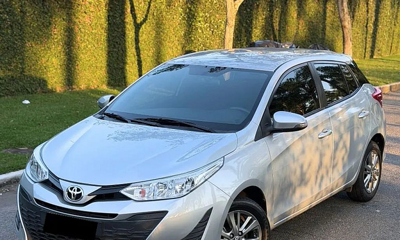 Toyota Yaris Xl Plus...