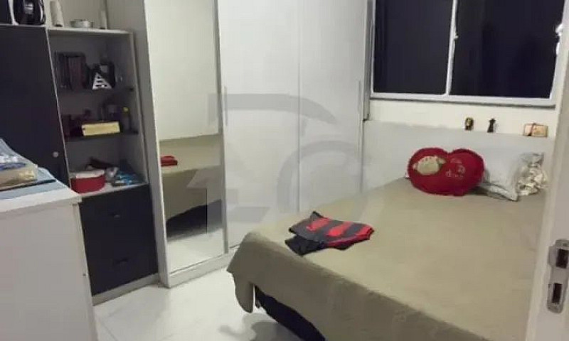 Apartamento Condomín...