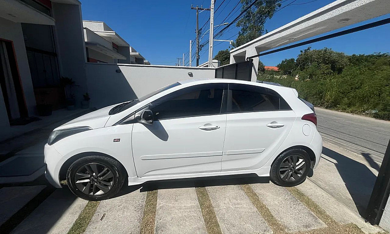 Hyundai Hb20 Spicy 1...