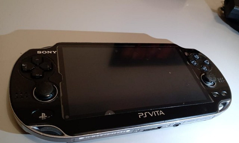 Ps Vita Semi-Novo...