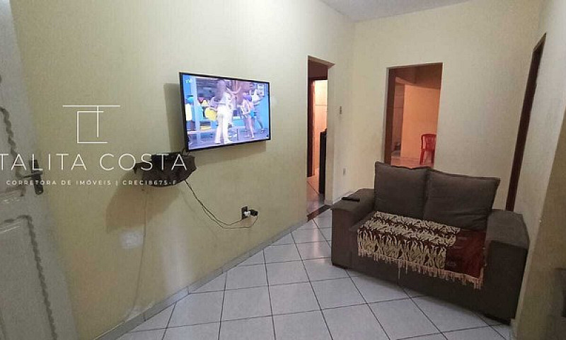 Imóvel Com Duas Resi...