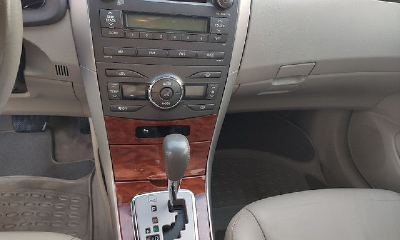 Corolla Altis ...
