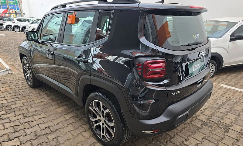 Jeep Renegade 2023 1...