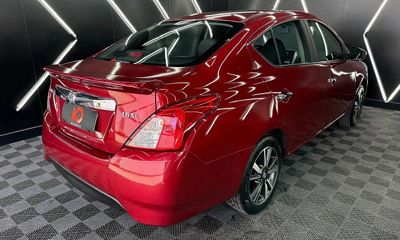 Nissan Versa Sl 1.6 ...