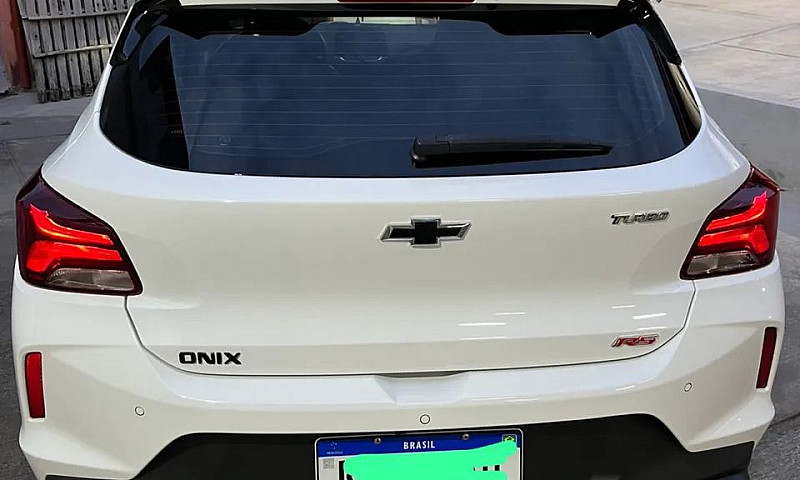 Chevrolet Onix Rs 1....