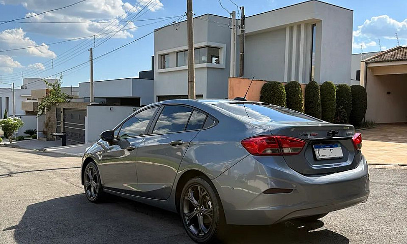 Chevrolet Cruze Prem...