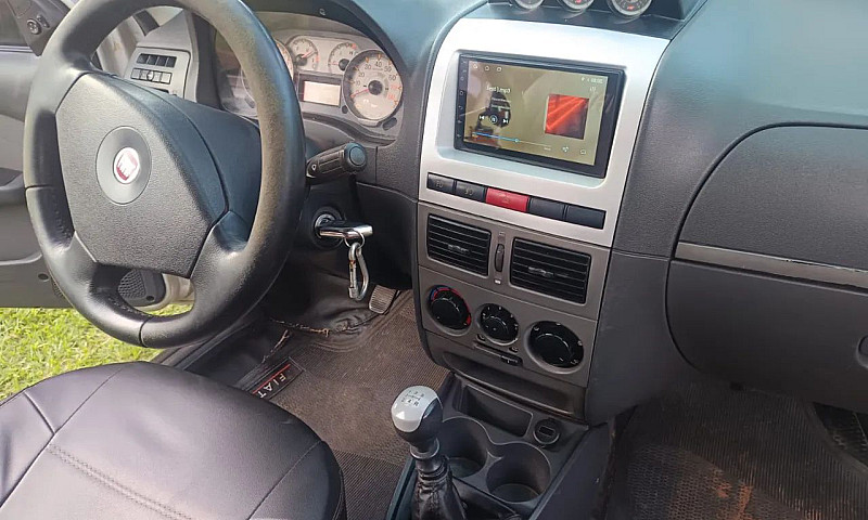Fiat Strada Adventur...