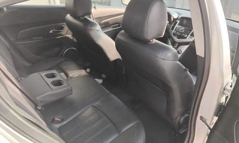 Chevrolet Cruze Hb S...