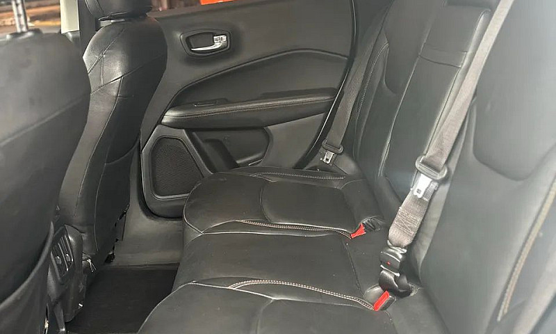 Jeep Compass Longitu...
