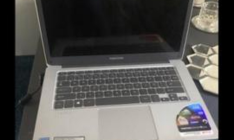 Notebook Positivo Mo...