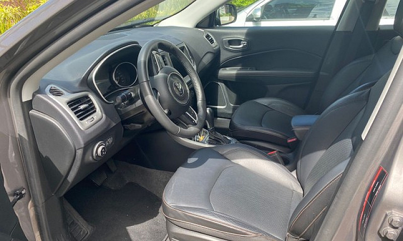 Jeep Compass Longitu...