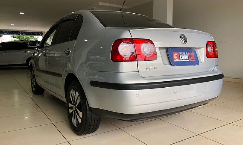 Polo Sedan 1.6 Compl...