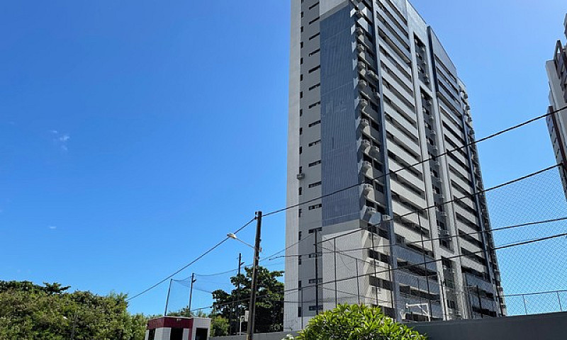 Amplo Apartamento No...