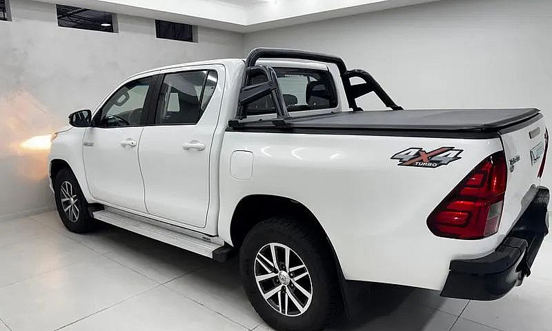 Toyota Hilux Cd 4X4 ...