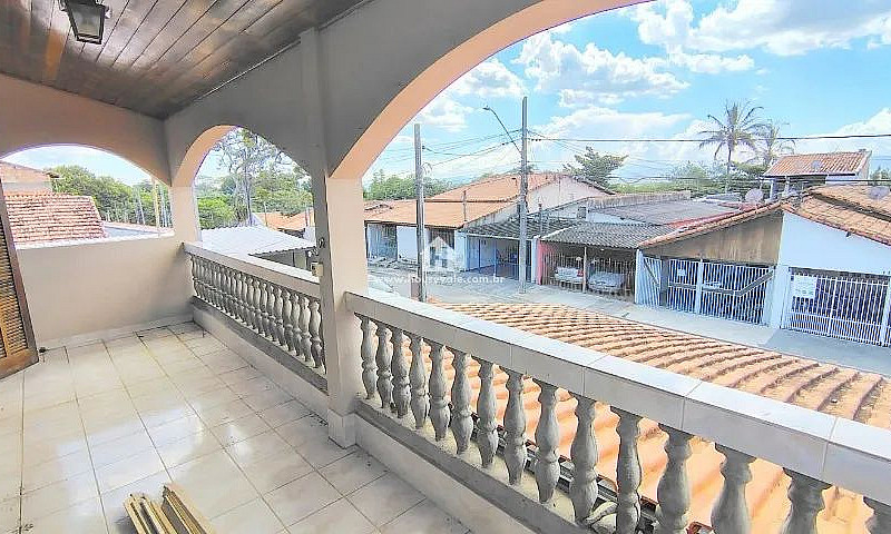 Casa Sobrado Galo Br...