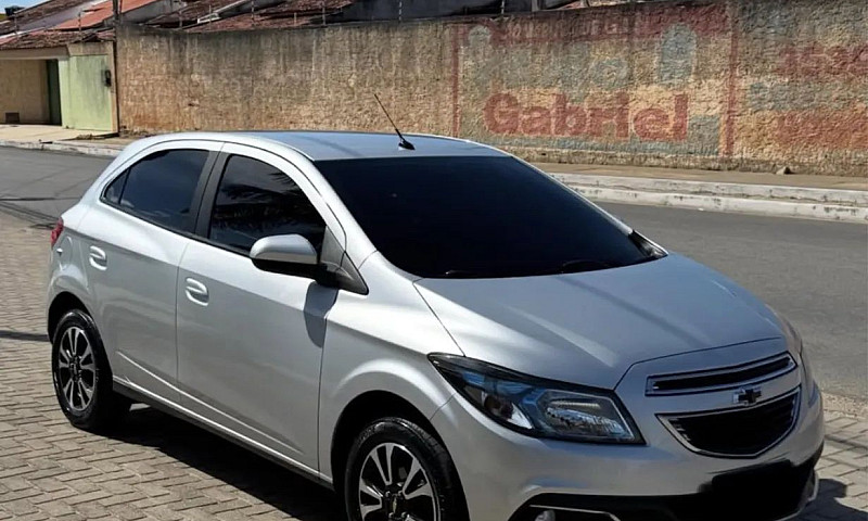 Chevrolet Onix Hatch...