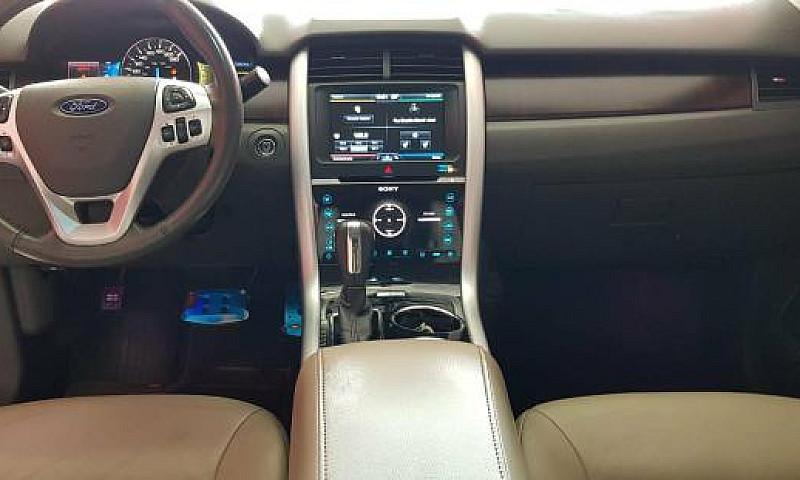 Ford Edge V6 2012...