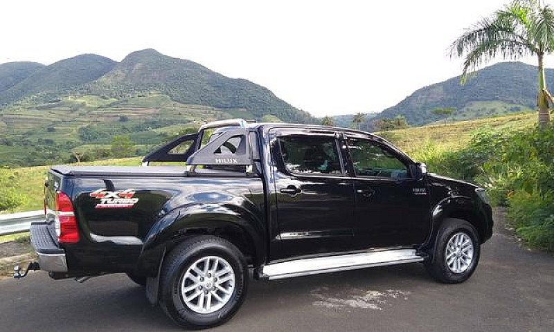 Hilux Srv 3.0 Diesel...