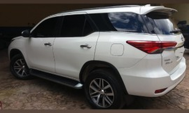  Hilux Sw4 2017/2018...