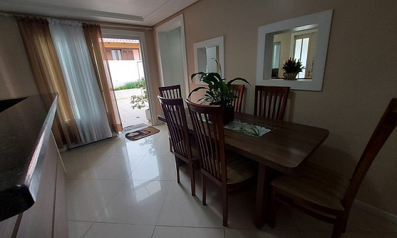 Casa Com 251 M² Com ...