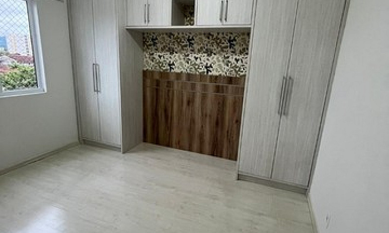 Aluga-Se Apartamento...