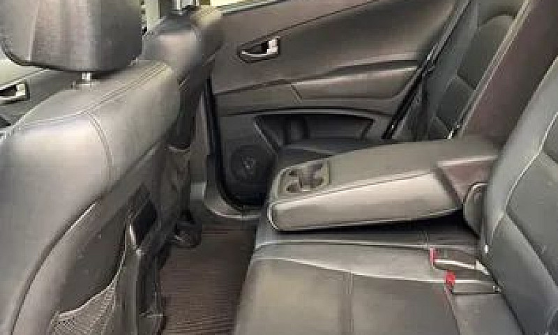 Korando Diesel 4X4 2...